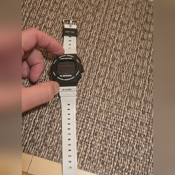 G-Shock GWX-5700SSN-1 Tide/Moon Phase. Solar/Multi Band 6 NEAR MINT - FULL KIT!! - Picture 8 of 10